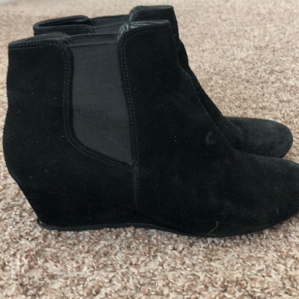 black booties